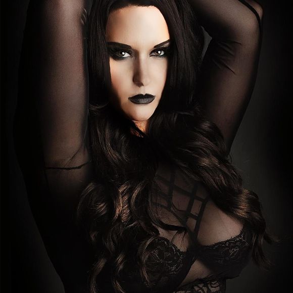 Meet your Posher, Crystal - Picture 1 of 1